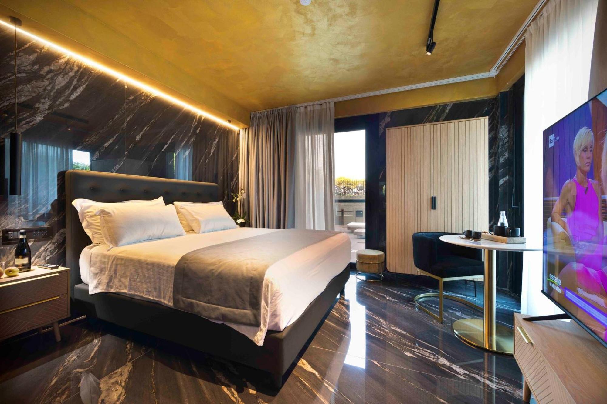 Boutique Hotel Sirmione Exterior foto